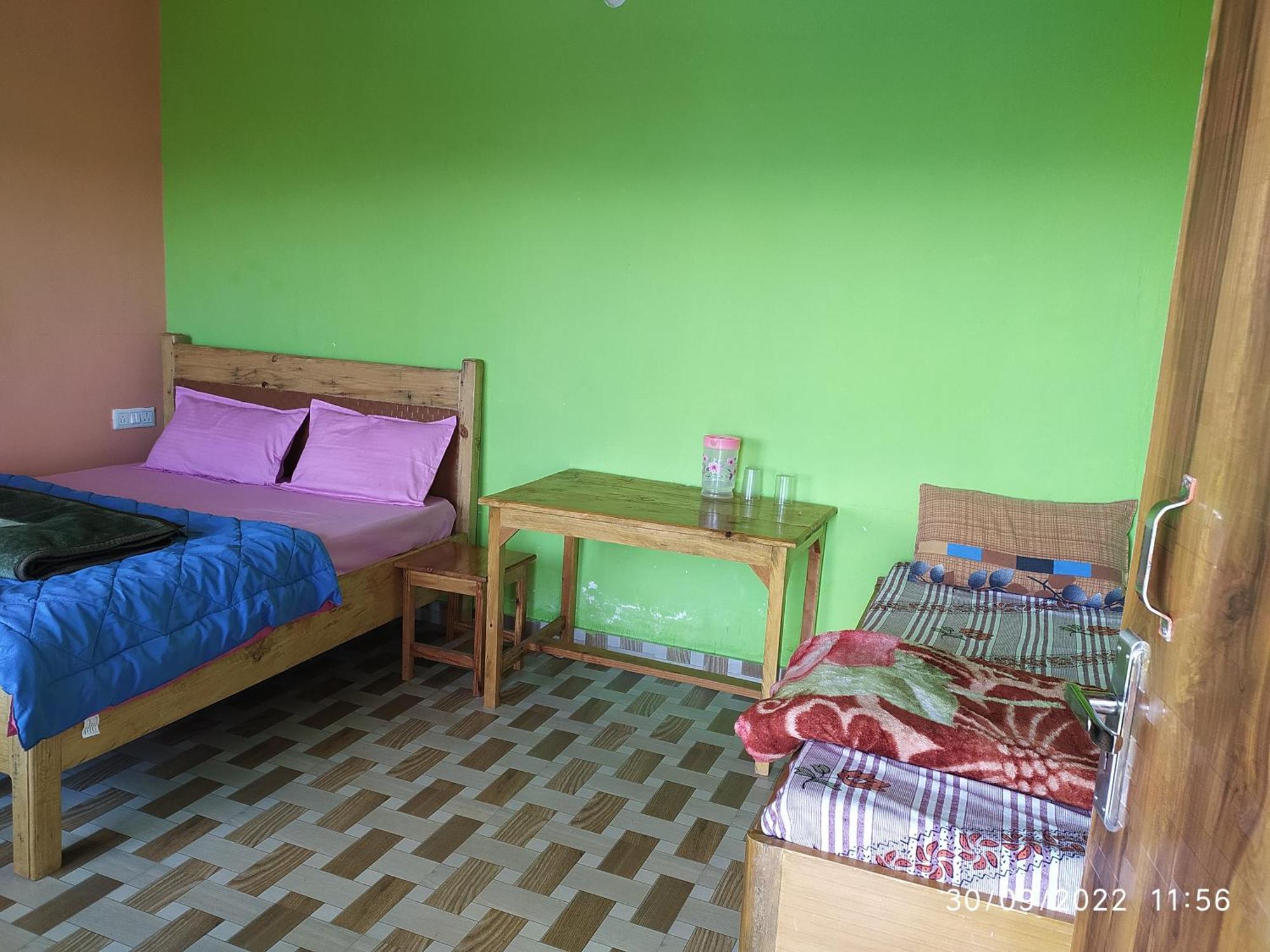 MangalMurti Himalyan Homestay Hawalbagh Ruang foto